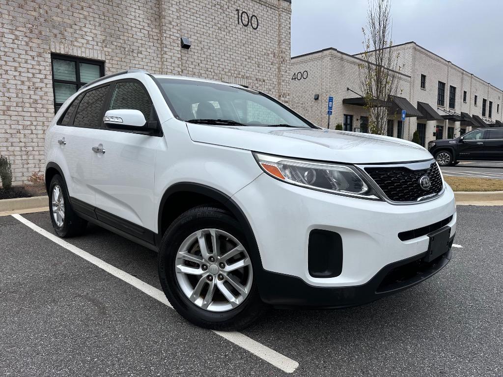 2015 Kia Sorento LX's photo