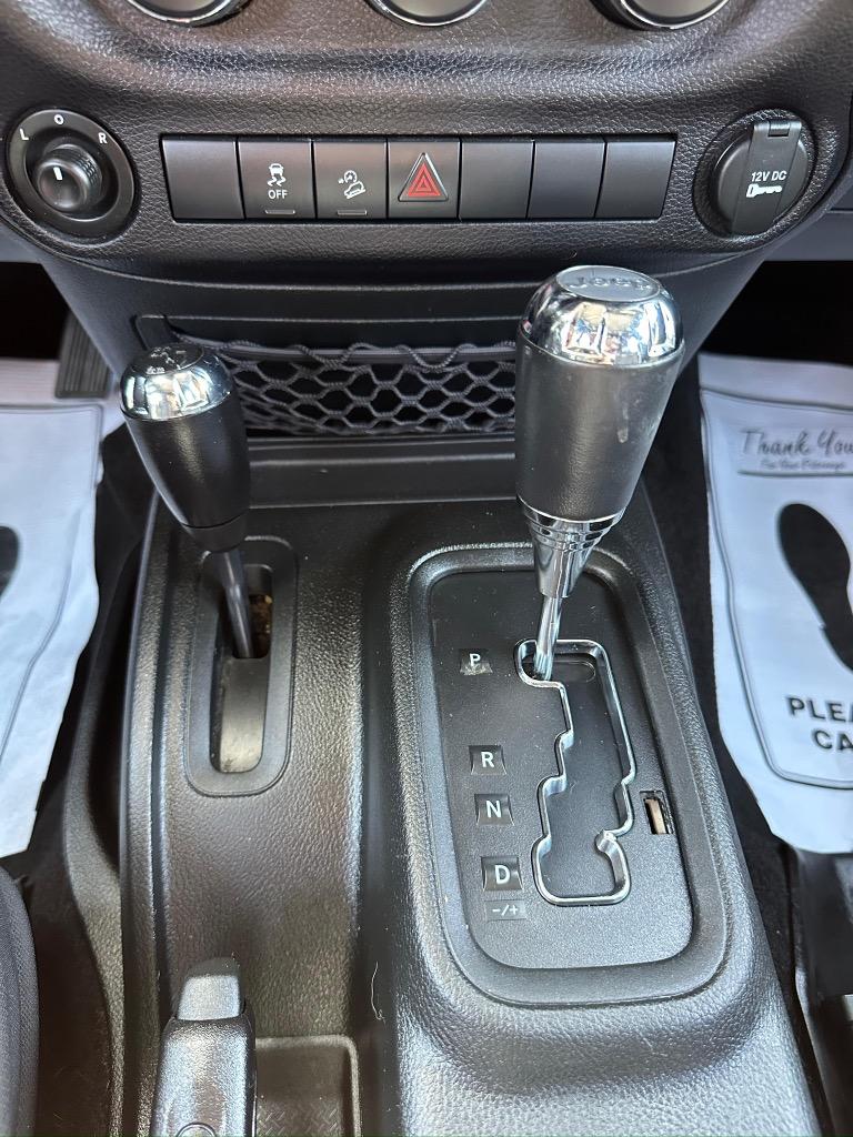 2018 Jeep Wrangler JK Unlimited Sport S - Photo 14