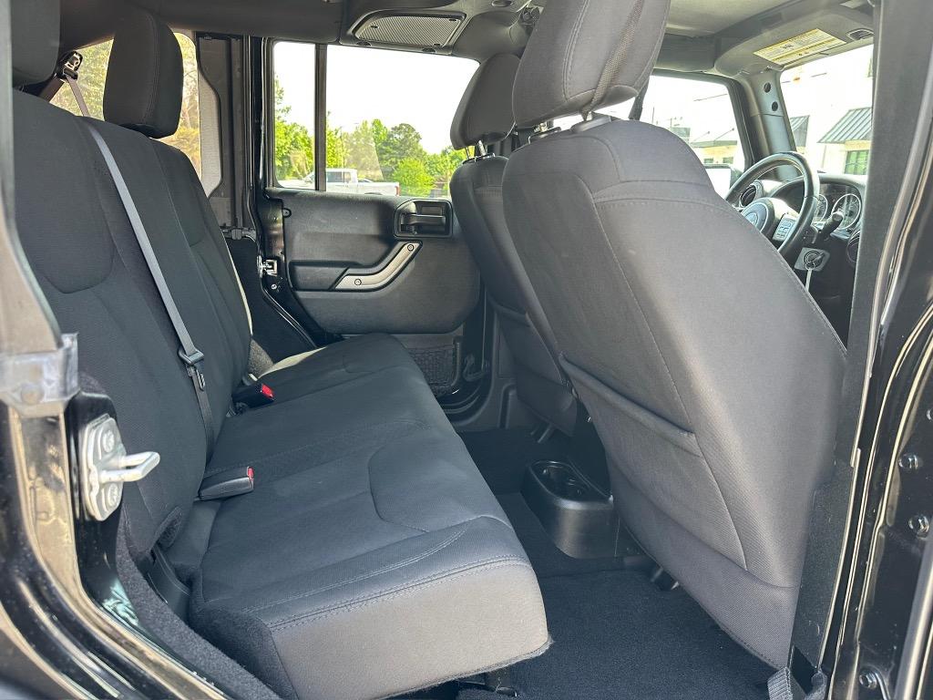 2018 Jeep Wrangler JK Unlimited Sport S - Photo 16