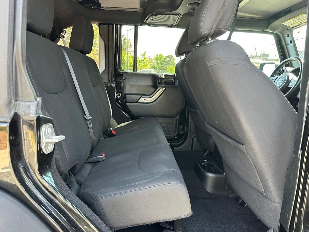 2018 Jeep Wrangler JK Unlimited Sport S - Photo 18