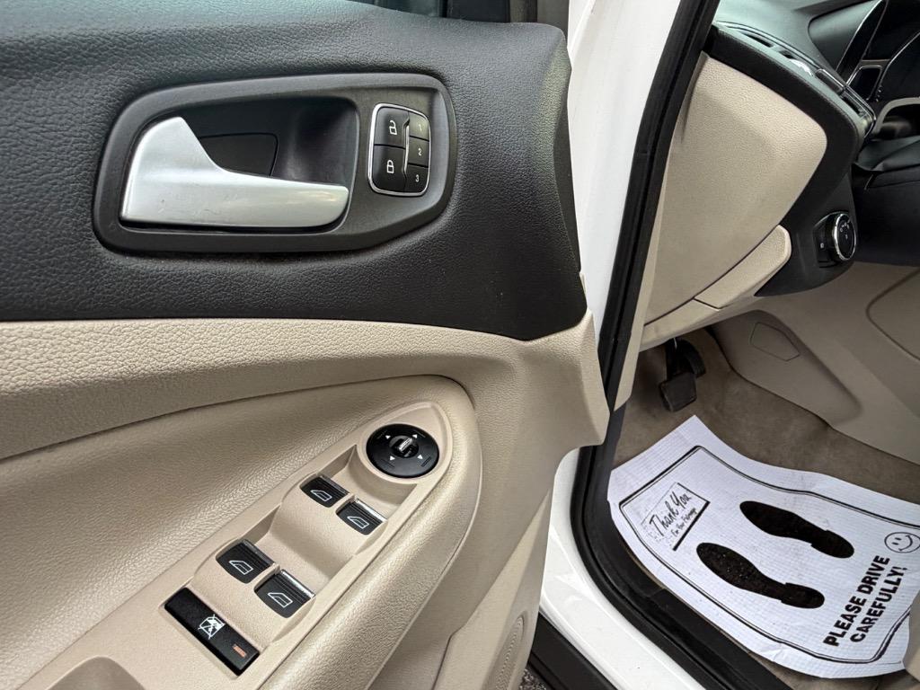 2014 Ford Escape Titanium - Photo 16