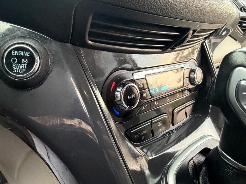 2014 Ford Escape Titanium - Photo 17