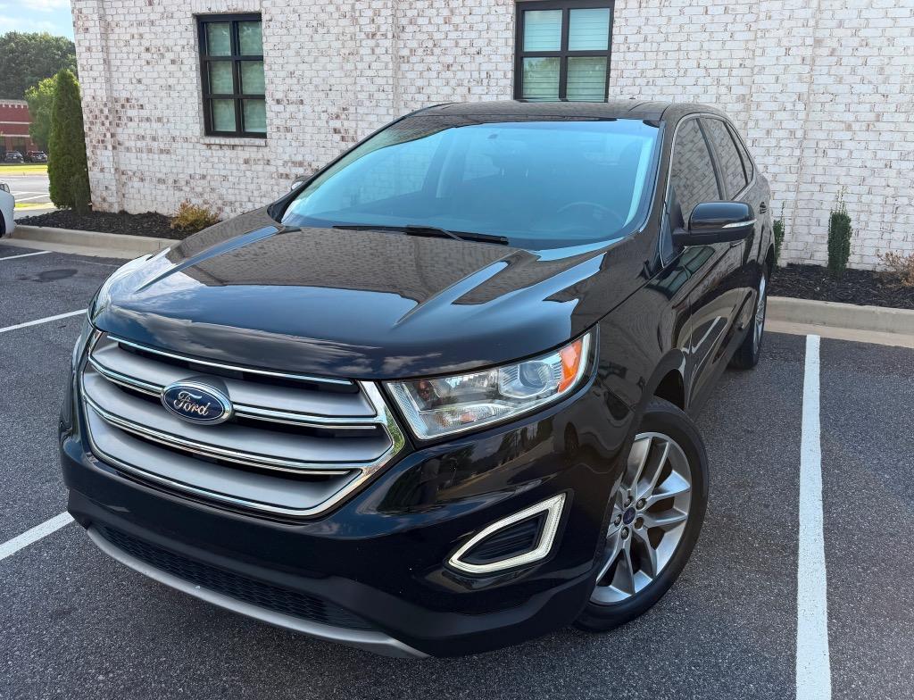 2017 Ford Edge Titanium's photo