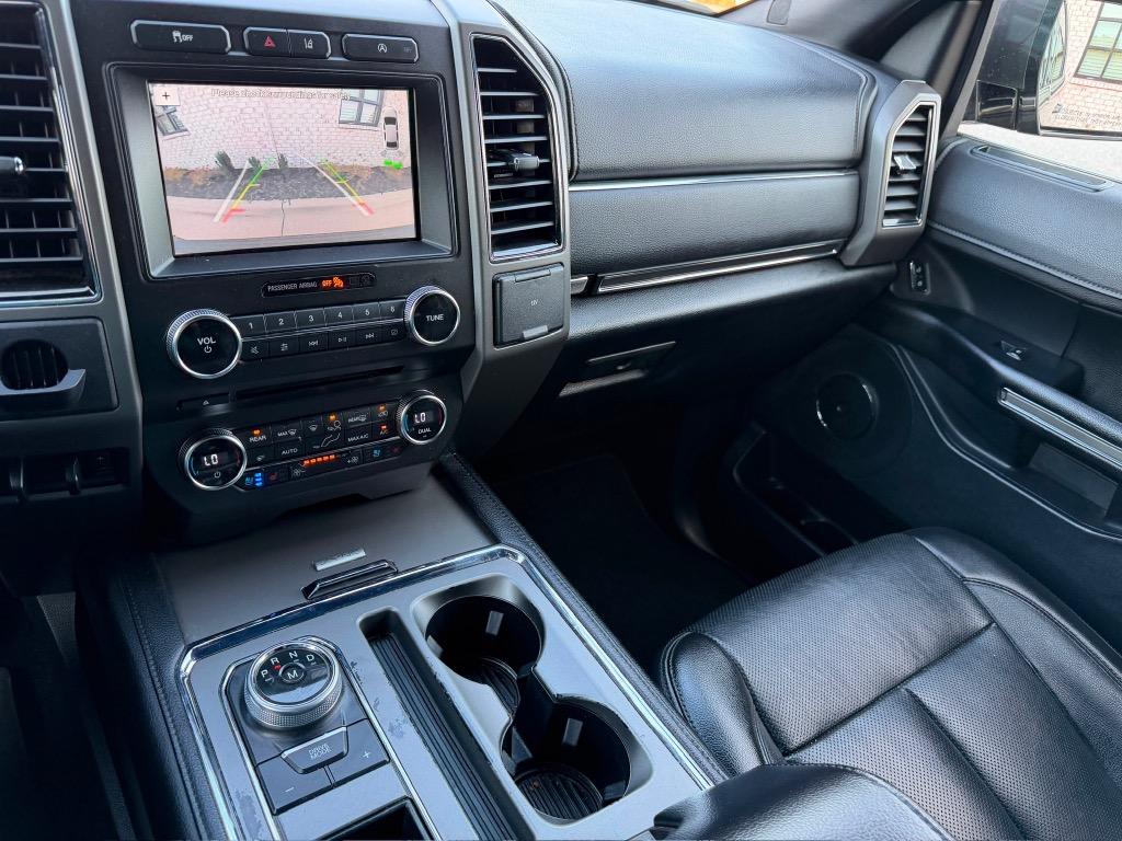 2018 Ford Expedition XLT - Photo 17
