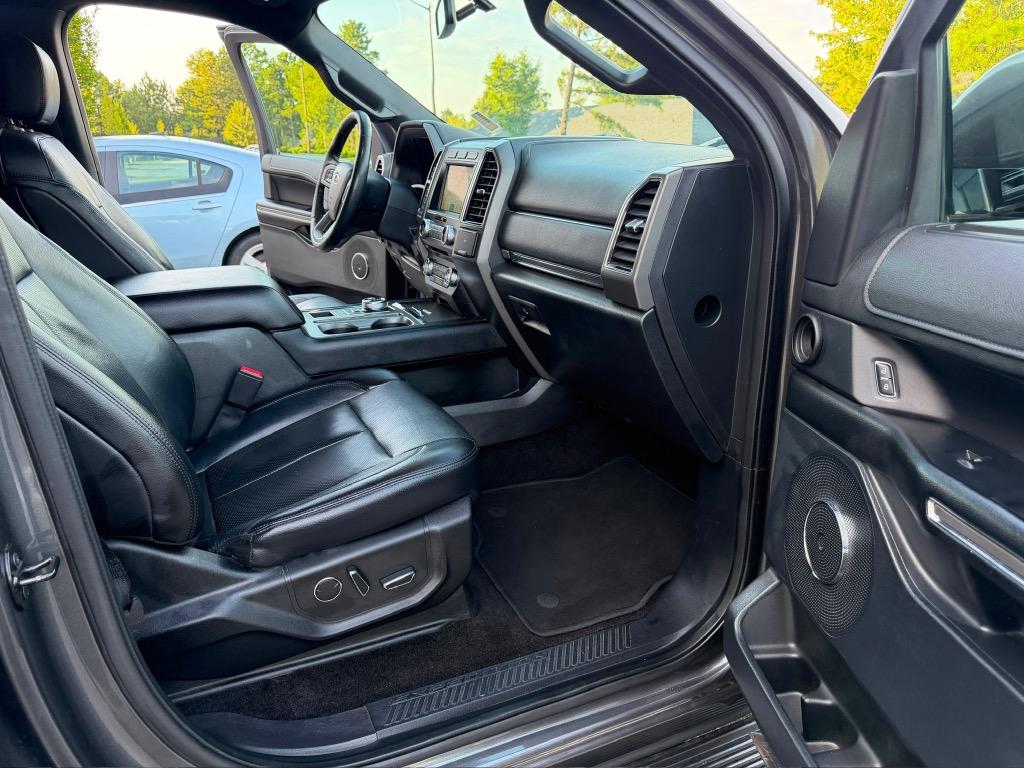 2018 Ford Expedition XLT - Photo 11