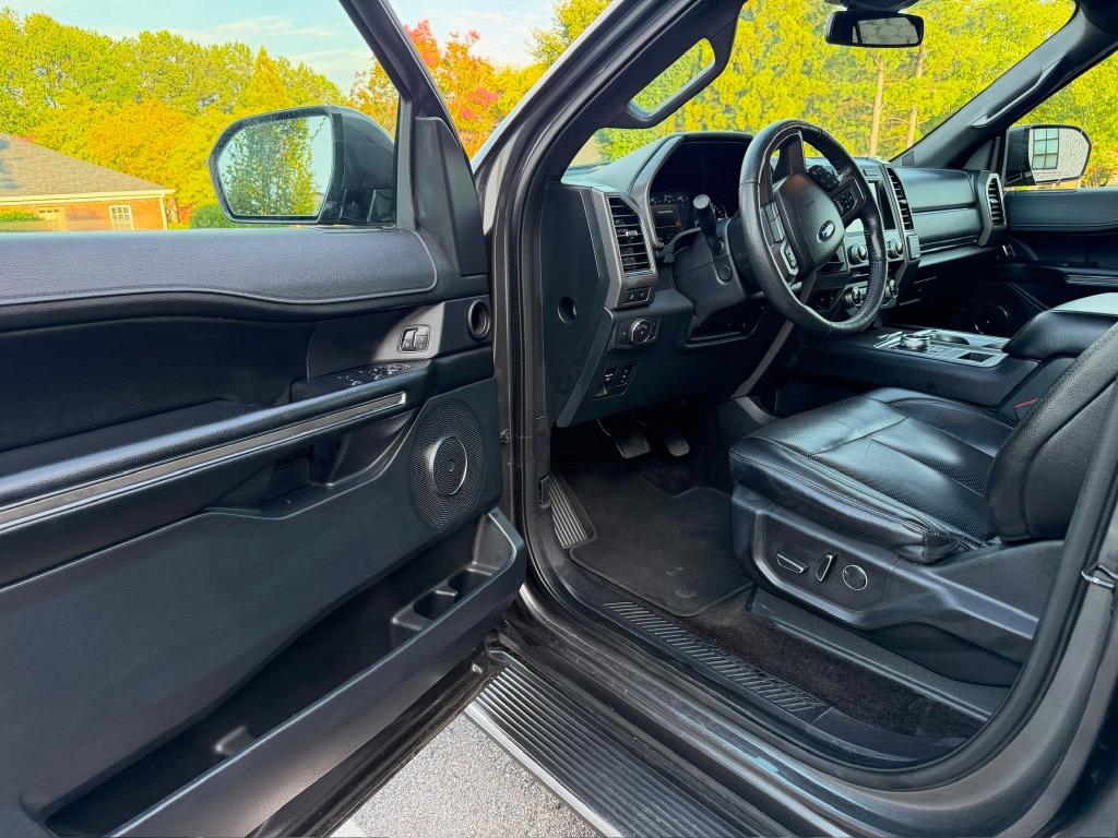 2018 Ford Expedition XLT - Photo 8