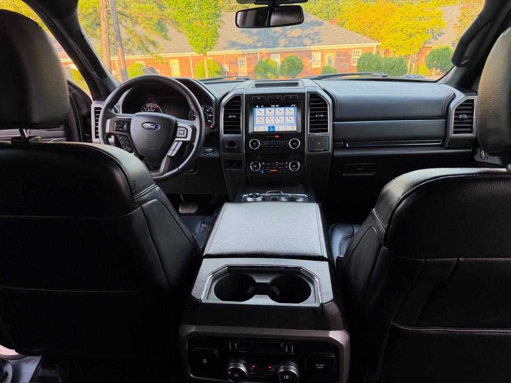 2018 Ford Expedition XLT - Photo 12