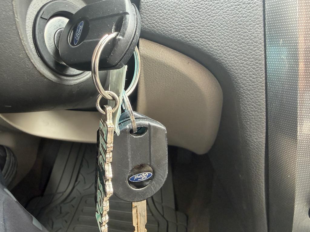2010 Ford Fusion SEL - Photo 15