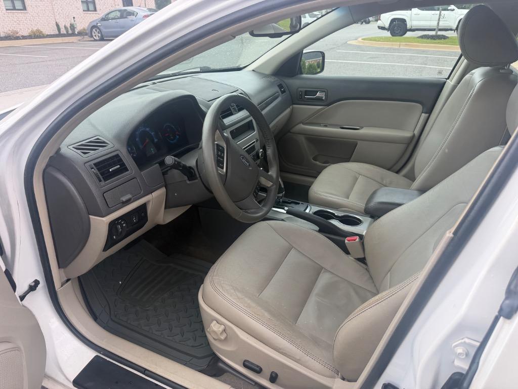 2010 Ford Fusion SEL - Photo 11